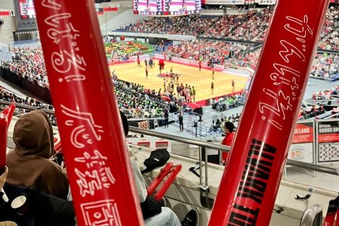 初、バスケ観戦!